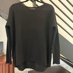 360 Cashmere sweater Sz S